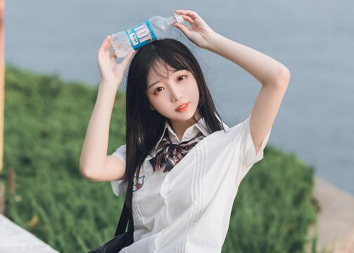 生活简简单单又一餐说说