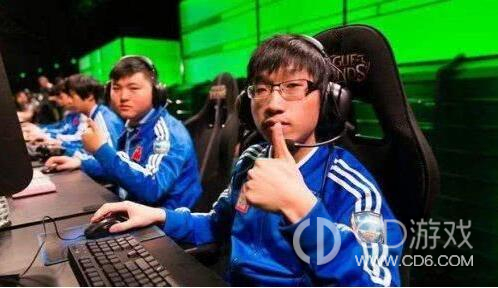 英雄联盟uzi和faker交手了几次
