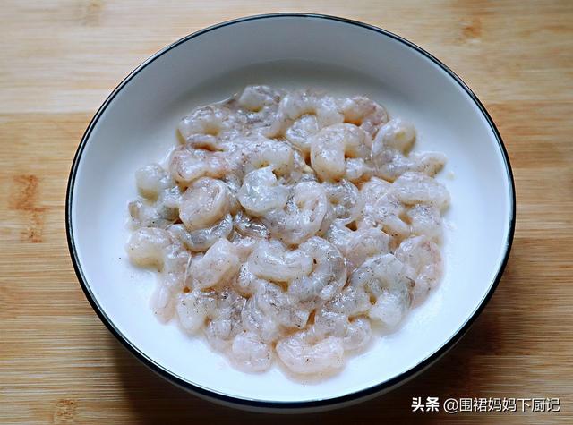 虾仁炒西兰花最正宗的做法（这样做味道清甜）(4)