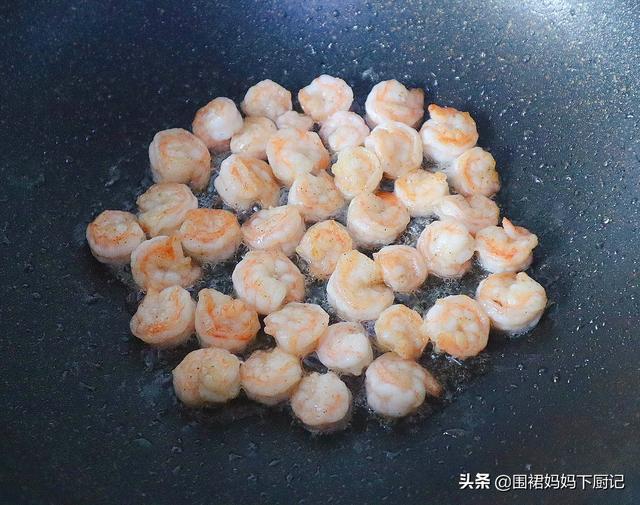 虾仁炒西兰花最正宗的做法（这样做味道清甜）(6)