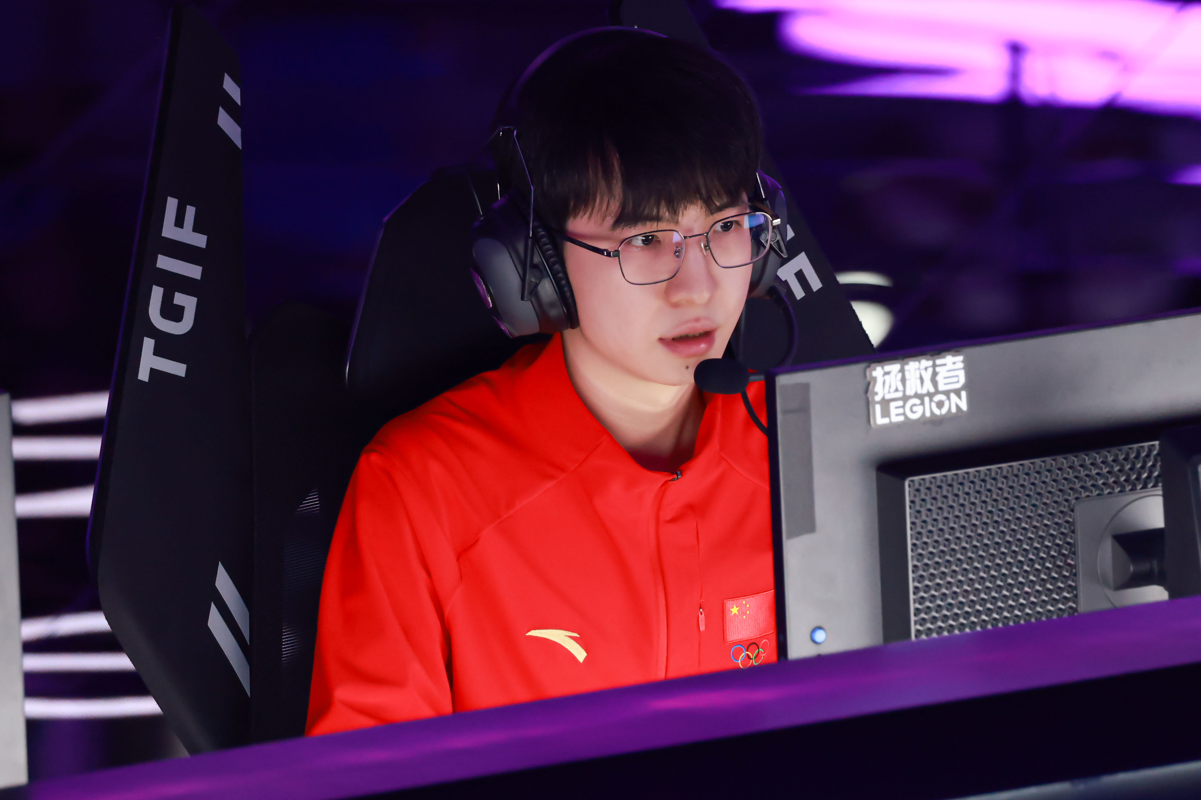 亚运英雄联盟半决赛：赵嘉豪Elk状态不佳！两局合砍战绩3-6-6