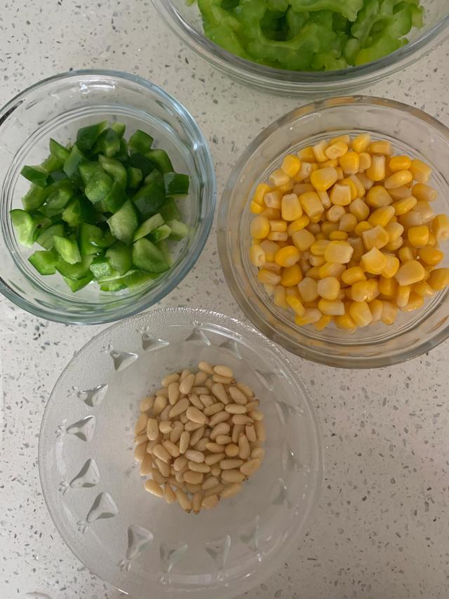 松仁玉米怎么炒才能好吃