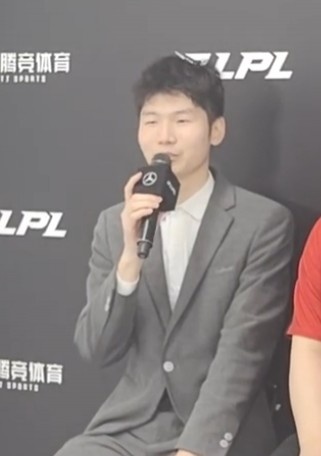 知己知彼方能百战不殆！FPX教练：认真对待 这次也想分出个胜负