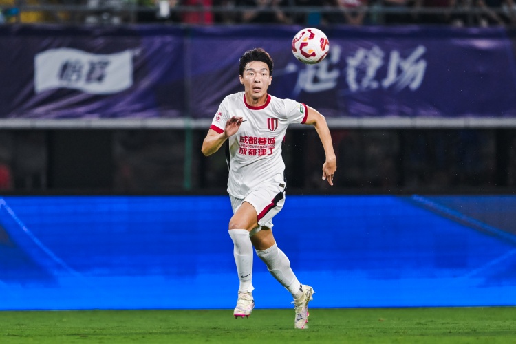 元敏诚：蓉城踢前五球队不败后提升自信 渴望入选新一期国家队