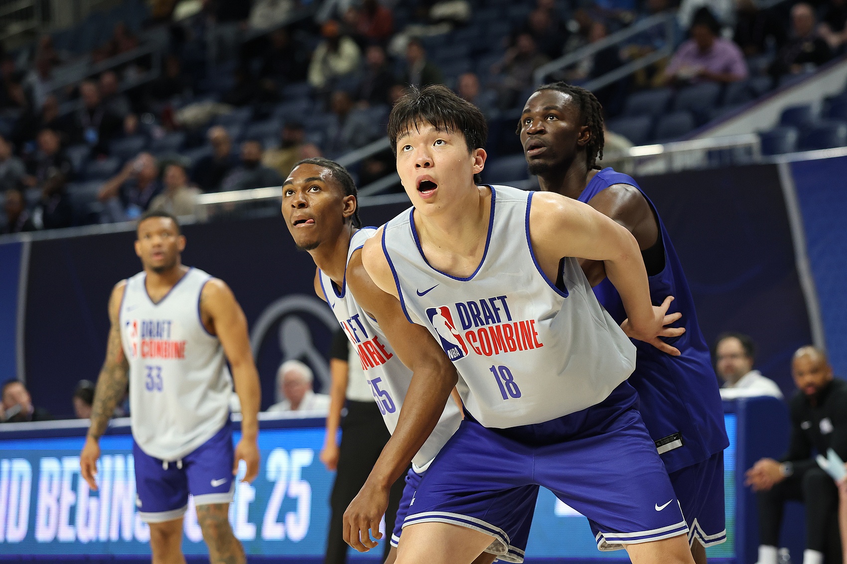 选秀专家：联合试训的球员通常更爱展示自我 但今年的大多很团队