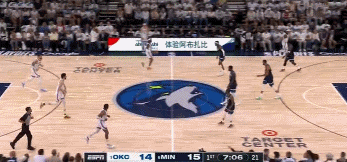 够强硬！亚历山大投篮幸运颠进回应麦丹 随后顶开戈贝尔上篮打进