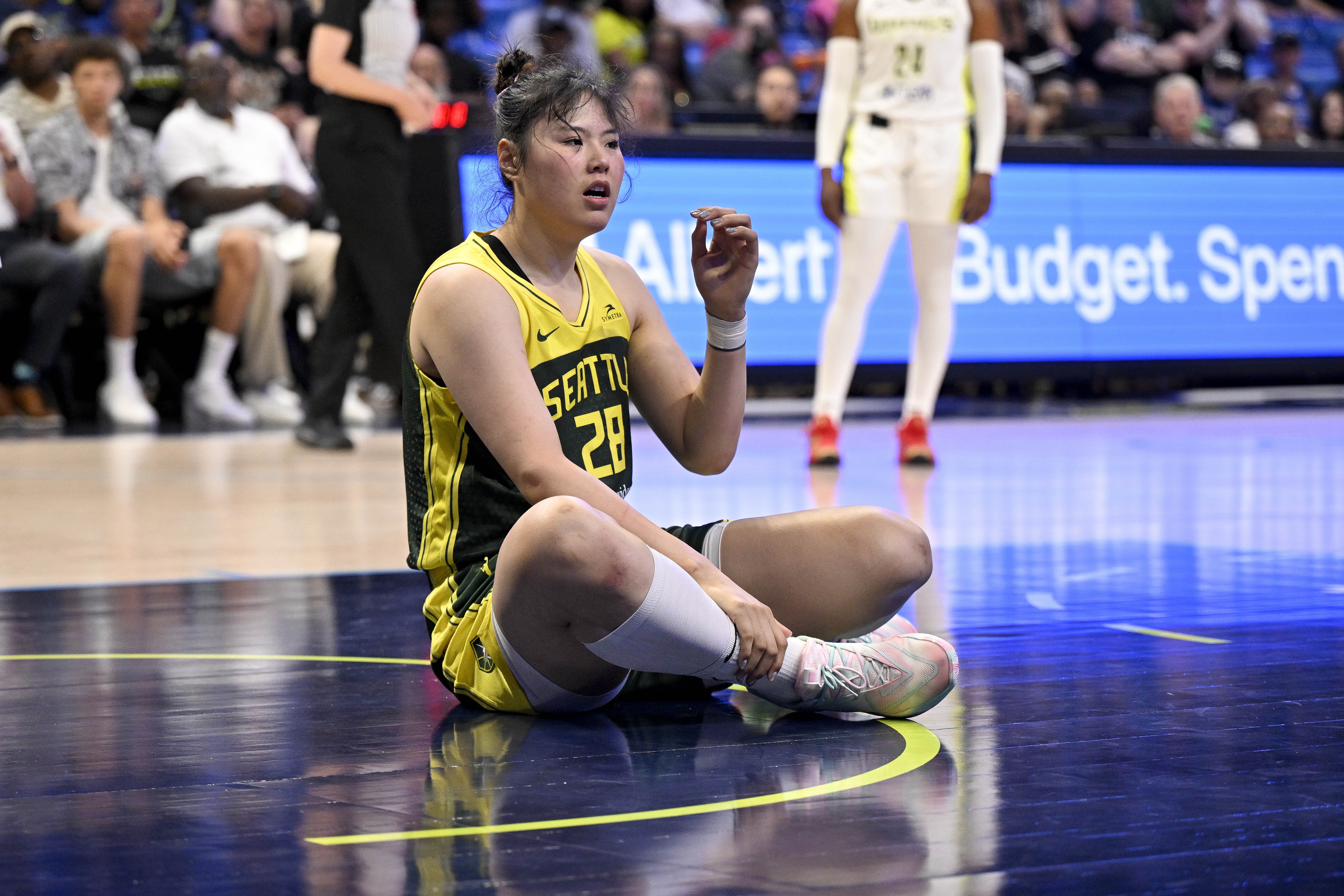 ESPN：李月汝为寻求更多上场时间申请交易 中国篮协全力支持