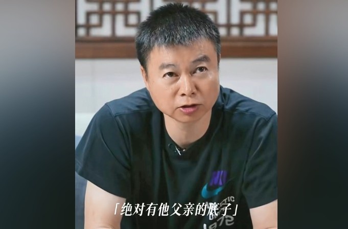 于根伟：李嗣镕这身体素质有他父亲的底子 这个夏窗还不会签约