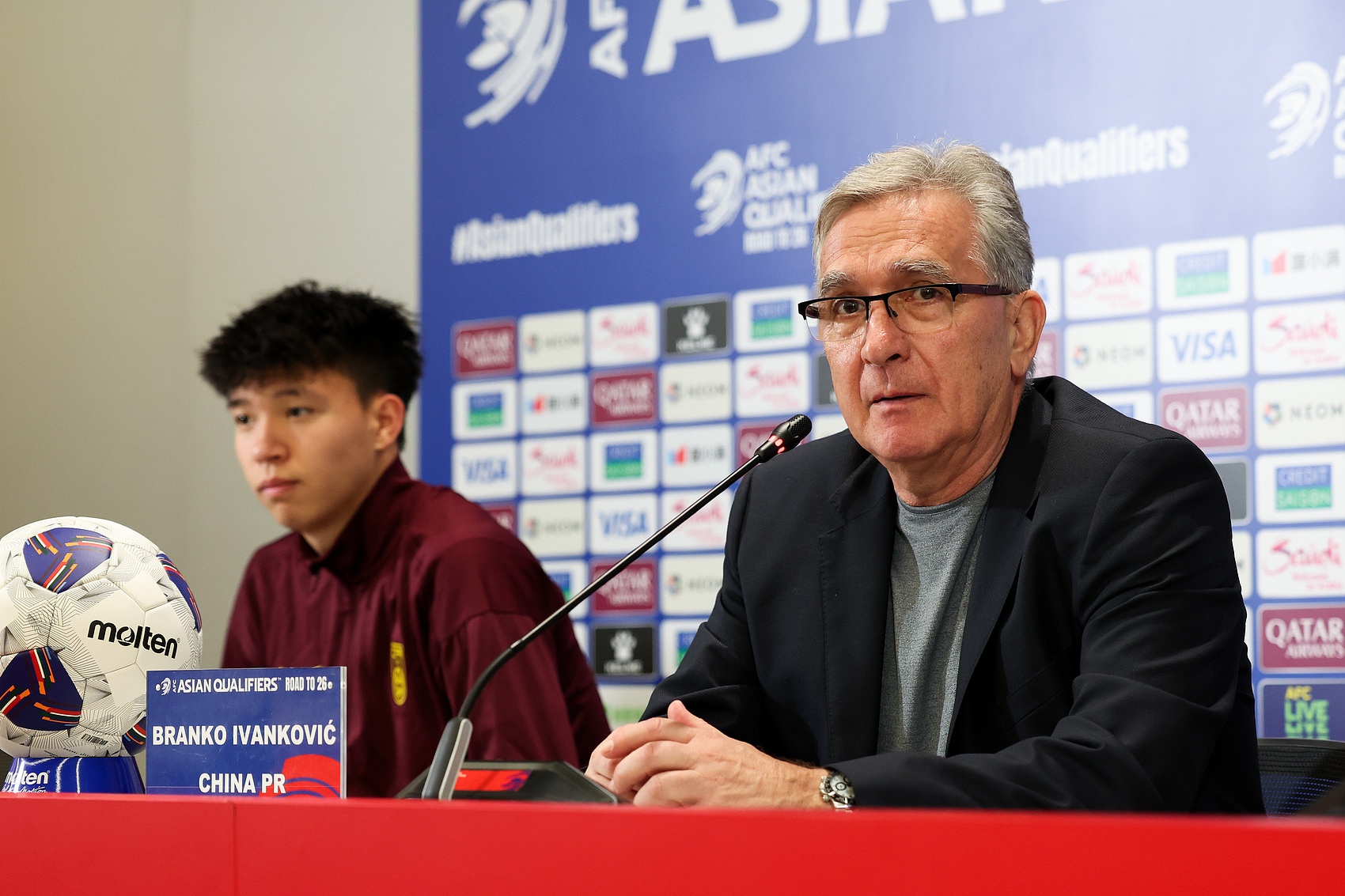 伊万：接下来会安排友谊赛之后有东亚杯 国家队大门向所有人敞开