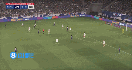 日本1-0领先印尼！第14分钟，镰田大地头槌破门，三户舜介助攻