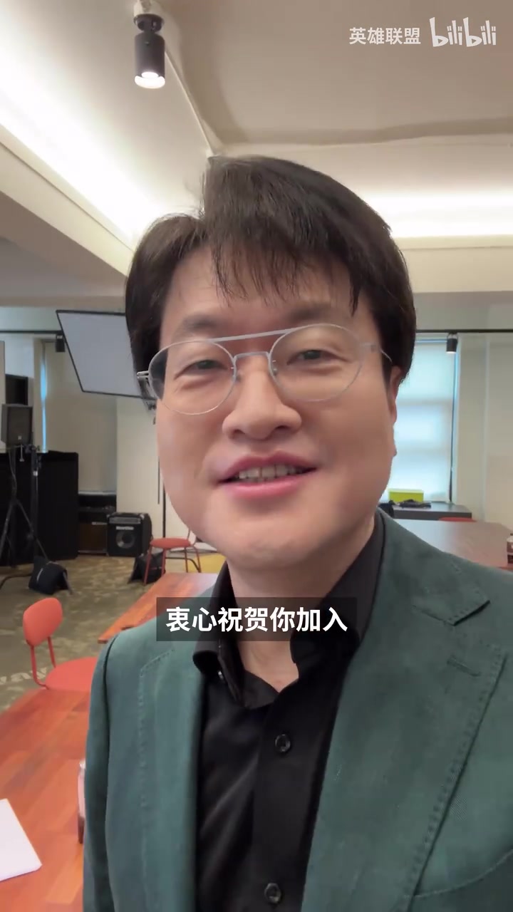 韩国解说祝贺Uzi入选名人堂 咆哮帝：我永远不会忘记18亚运会决赛
