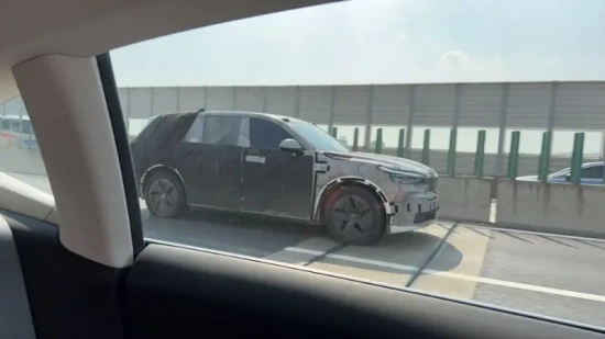 乐道L80路试谍照曝光 将于四季度发布