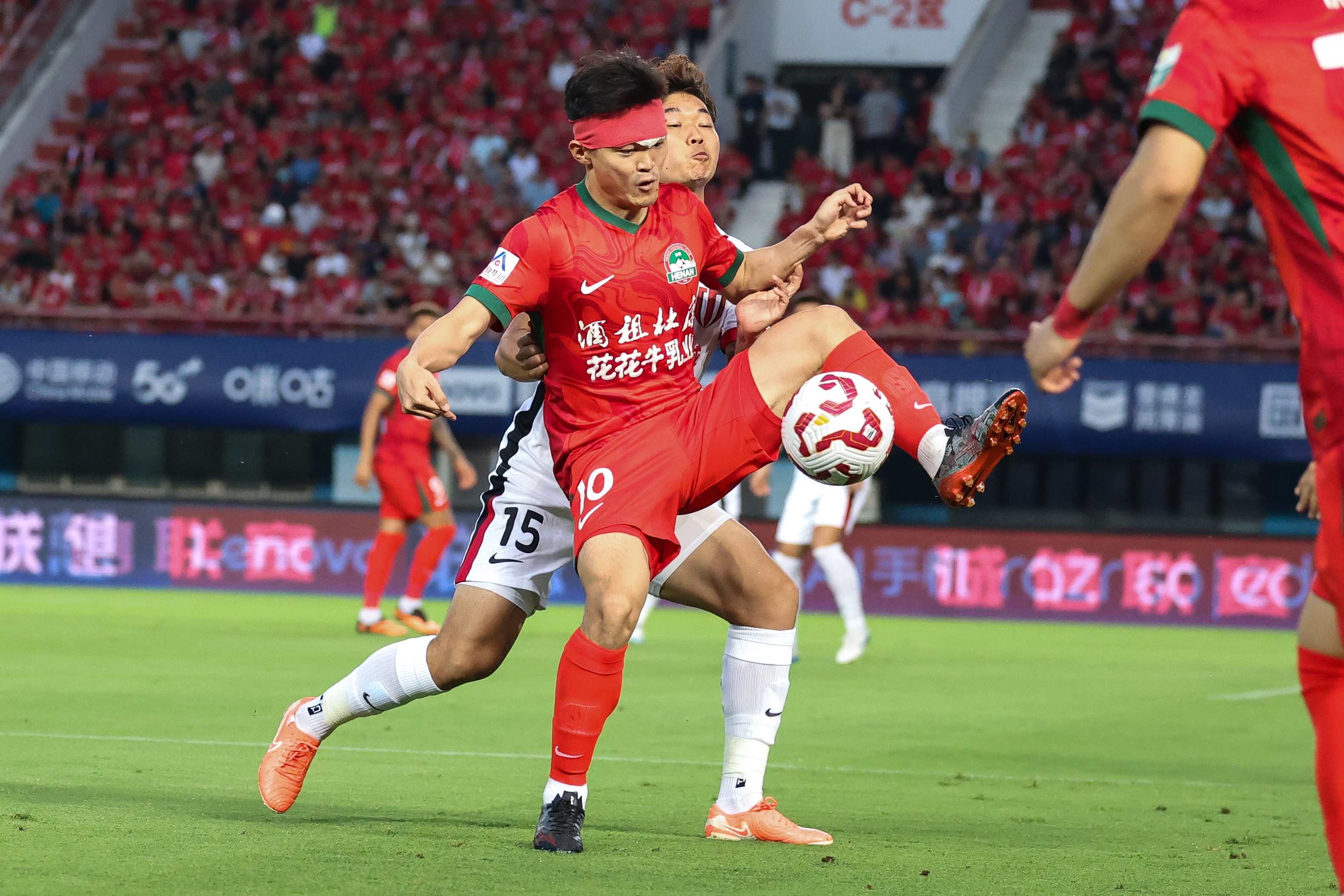 黄紫昌：之前受伤影响了状态，相信对海港会取得好的结果