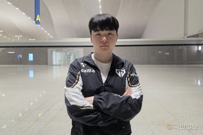 Canyon：来加拿大很好奇+兴奋；AL实力强劲Tarzan与队友配合很好
