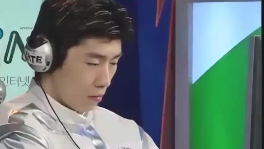 EWC预热T1：直面全球劲旅！缔造传奇电竞之神Faker为队伍荣耀而战