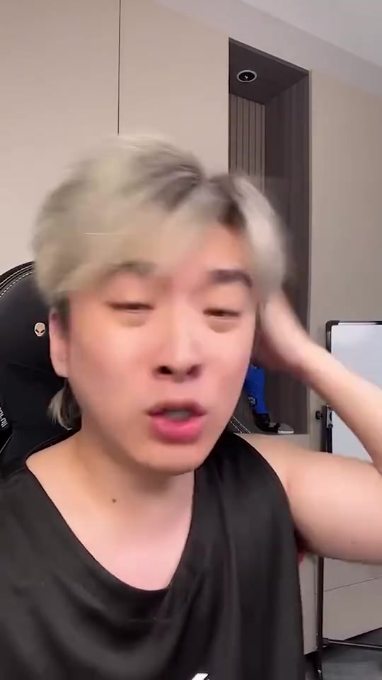 真实电竞：最恶心的不是BP，而是Knight五年拿不出一个沙皇！