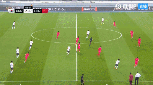 本场亮点！王钰栋边路过人&1v2传中，张玉宁跟进头球没能赶上