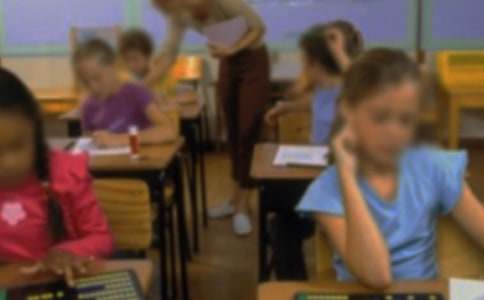 幼儿园中班安全教案(通用15篇)