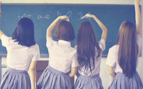 我的女同学作文400字（通用10篇）