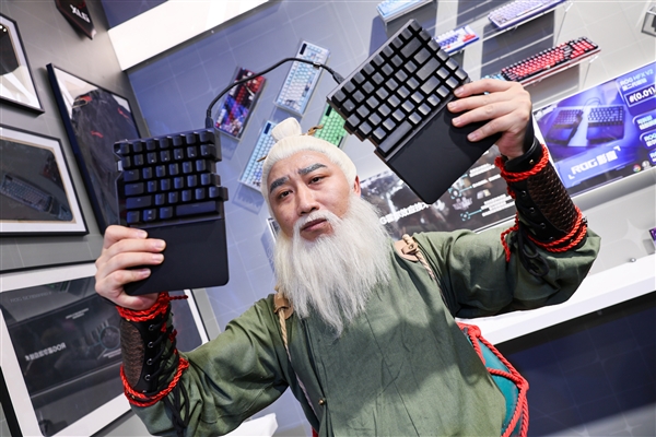 真人体工学！华硕发布ROG影魔75％分离式键盘