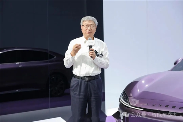 车企老板自嘲“变弱智” 协会怒喷窝里斗！车圈开会比吐槽大会还狠