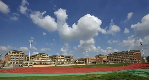 南京师范大学附属中学秦淮科技高中简介概况（建校历史、地址、师资、校训、环境）
