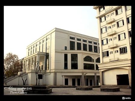 南京田家炳高级中学简介概况（建校历史、地址、师资、校训、环境）