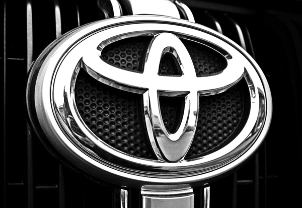 电子零部件3年就老化！日本丰田大规模召回埃尔法等超60万辆车 网友质疑质量变差