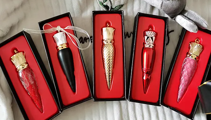 萝卜丁口红什么牌子？