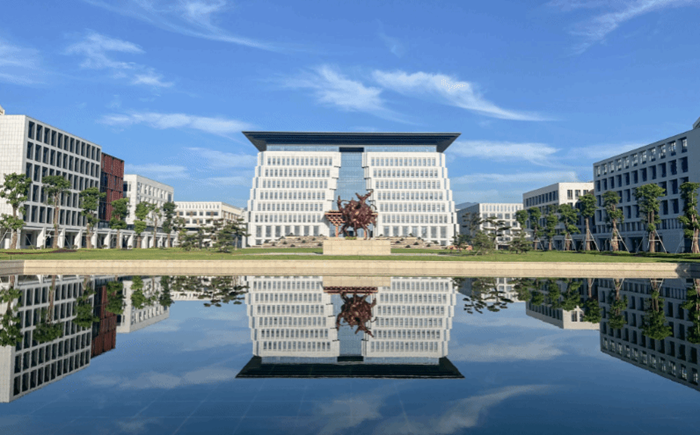 福耀科技大学2025年福建投档最低分数线一览表