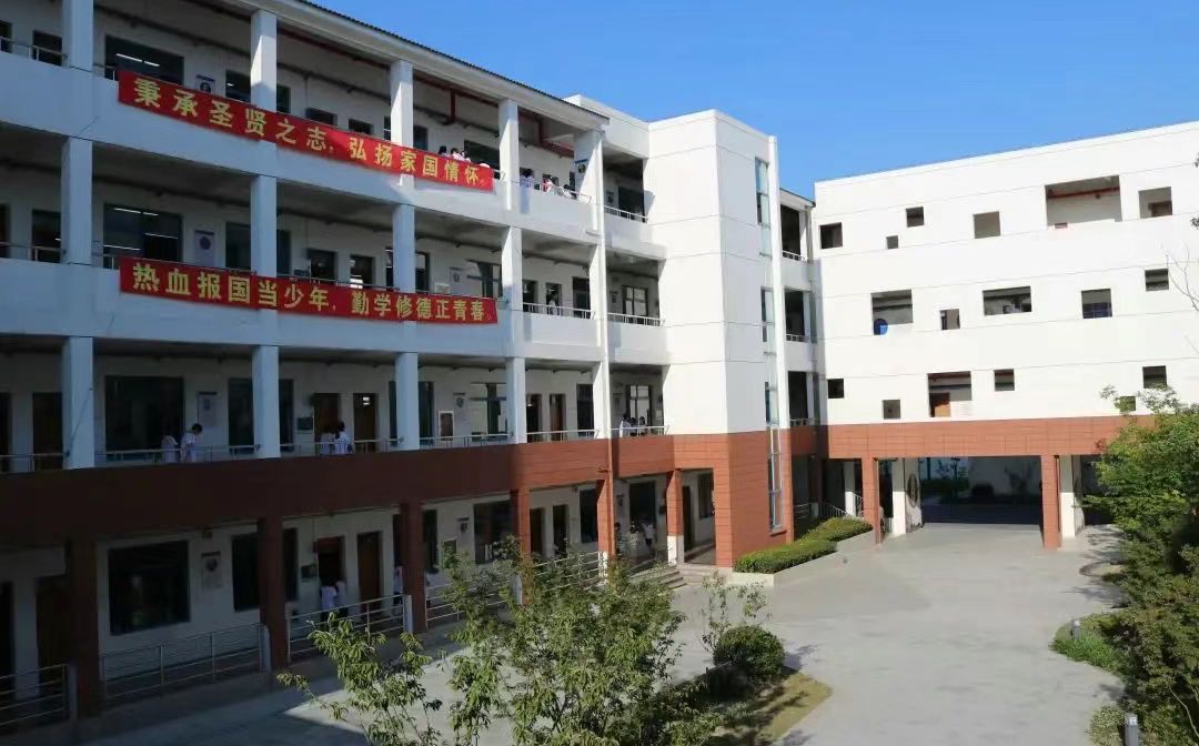 昆山市柏庐高级中学在苏州的排名第几 柏庐高中属于什么档次？