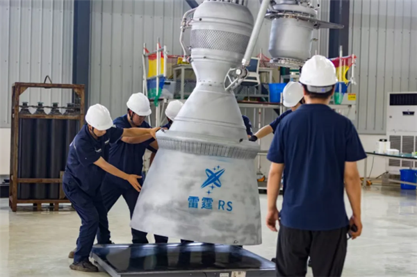 超85%重量部件3D打印！国内首台最大推力液氧煤油火箭发动机总装交付
