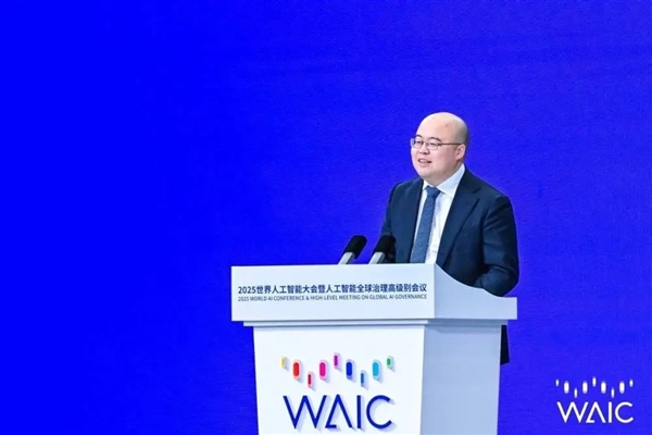 上海WAIC 800展商无一不想成为黄仁勋