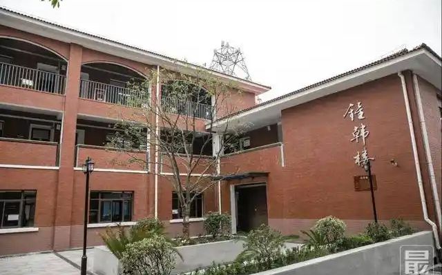 苏州市第四中学在苏州的排名第几 苏州四中属于什么档次？