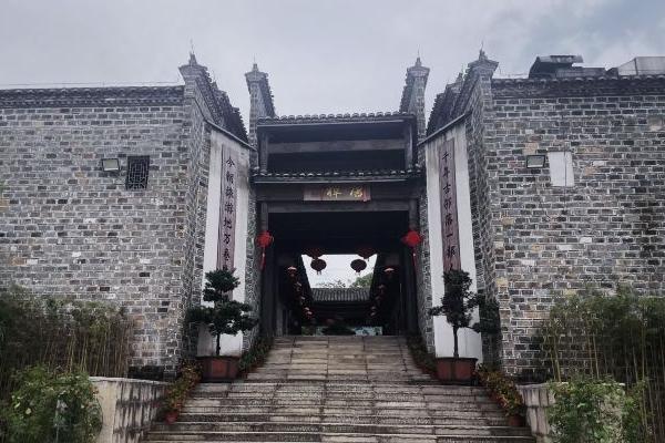 南昌及周边有什么好玩的地方推荐？