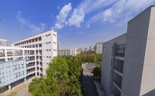 合肥市第一中学简介概况（建校历史、地址、师资、校训、环境）