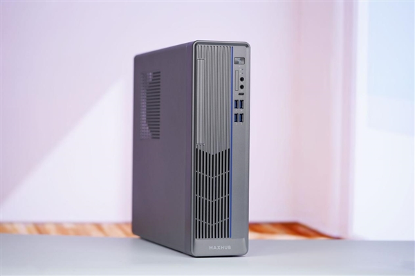 搭载兆芯开天KX-7000处理器！领效DZ770主机图赏