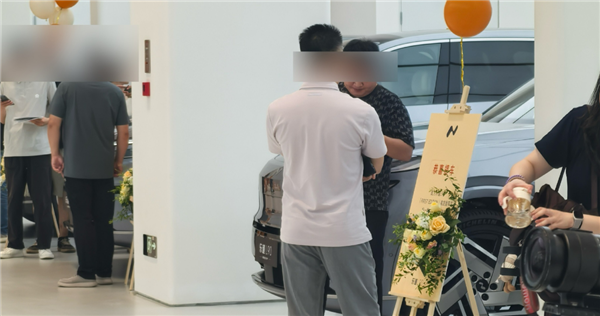 口嫌身直！一年跑170000km被取消免费换电的蔚来车主：喜提乐道L90