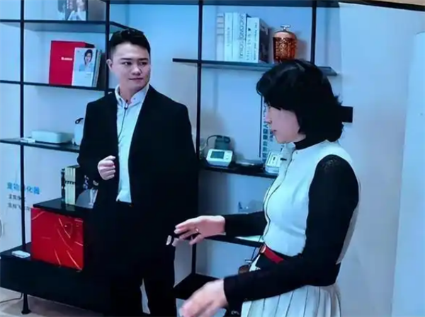 董明珠：家电行业很卷 因为不再追求技术突破 用价格来忽悠