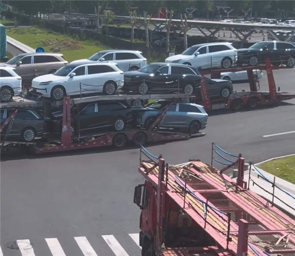 乐道L90卖爆单！合肥乐道工厂拖挂板车一辆接一辆来运车