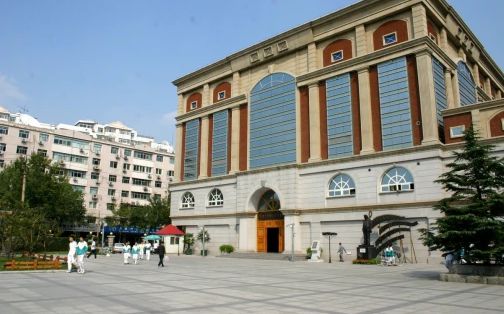 天津市实验中学校区在哪 在什么区？
