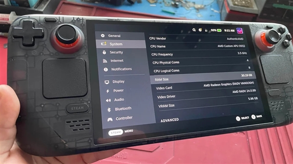 Steam Deck OLED内存容量改装至翻倍32GB！一般人不建议