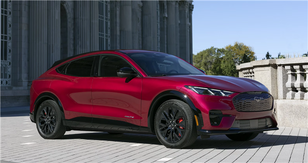 福特将在美国开打价格战！生产3万美元的电动车 与中国车企竞争