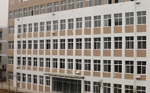 济南市章丘区第七中学是公立还是私立 是重点中学吗？