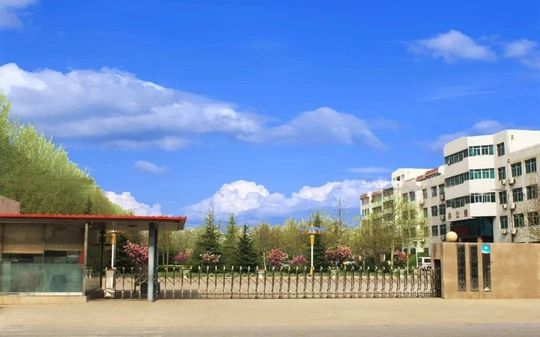 即墨区市北中学简介概况（建校历史、地址、师资、校训、环境）