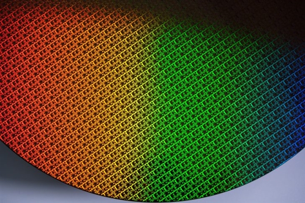 关键项目取消：Intel人才流失加剧！三星等趁机抢夺顶尖工程师