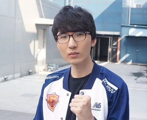 唯一有S冠的也要被宫走了？BLG超话粉丝质问：换猴爷什么说法？