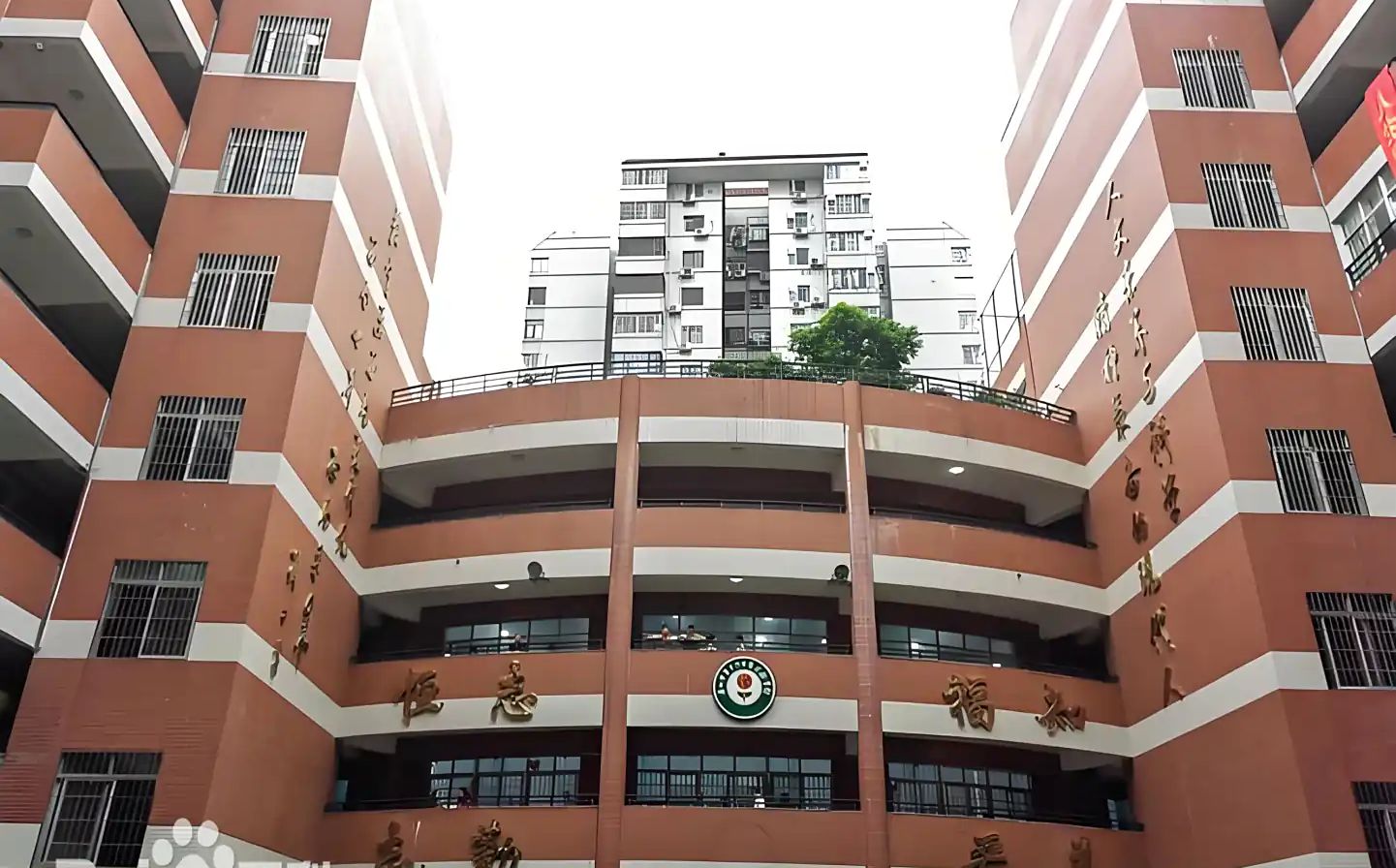武汉市第十六中学校区在哪 在什么区？