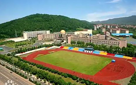 武汉市江夏区第一中学简介概况（建校历史、地址、师资、校训、环境）