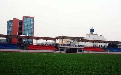 武汉市吴家山中学简介概况（建校历史、地址、师资、校训、环境）